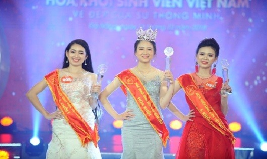 Nguyễn Thị Lan Phương - SV ĐH Luật (thuộc ĐH Huế) đăng quang Hoa khôi Sinh viên Việt Nam 2018