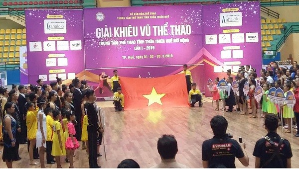 Lễ khai mạc Giải khiêu vũ thể thao trung tâm Thừa Thiên Huế mở rộng lần thứ 1/2019

