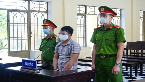 Bị cáo Hồ Văn Dên tại phiên tòa.