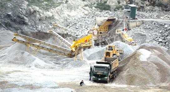 Tỉnh Quảng Nam xử phạt 150 triệu đồng đối với Công ty cổ phần đá Trà My với lý do khai thác đá vượt công suất. (Ảnh: BTM)
