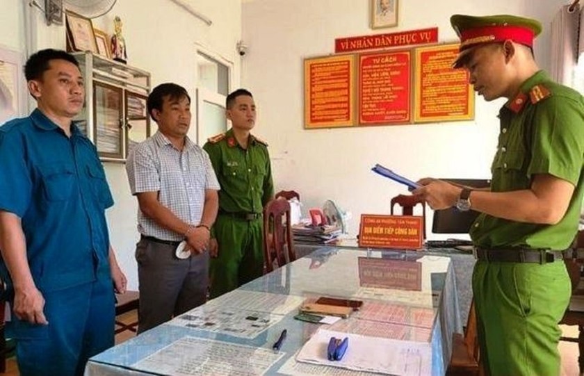 Cơ quan Cảnh sát điều tra Công an tỉnh Quảng Nam đọc lệnh khởi tố, bắt tạm giam Nguyễn Thành Trung.