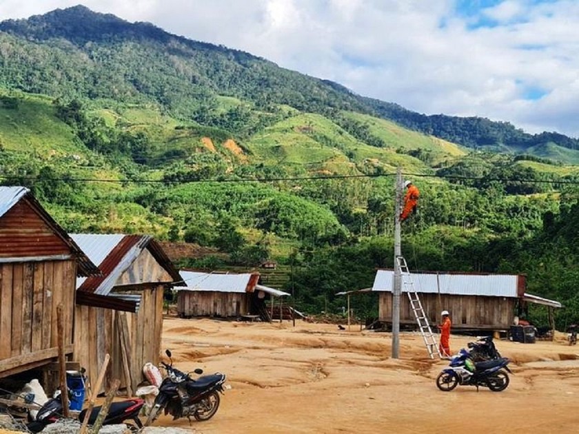 Bản làng ở huyện Sơn Tây, một trong những vùng đồng bào dân tộc thiểu số và miền núi Quảng Ngãi.