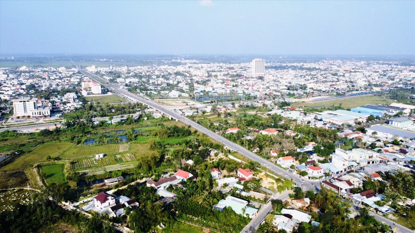 Một góc đô thị tỉnh lỵ Tam Kỳ (Quảng Nam). 