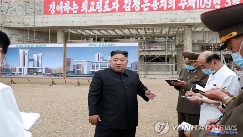Nhà lãnh đạo Triều Tiên Kim Jong-un khiển trách quan chức thi công bệnh viện Bình Nhưỡng