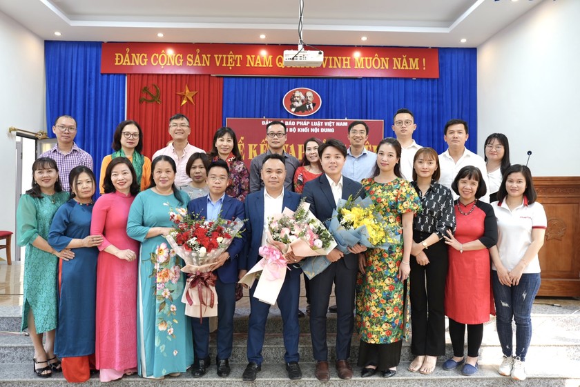 Báo Pháp luật Việt Nam kết nạp Đảng viên mới