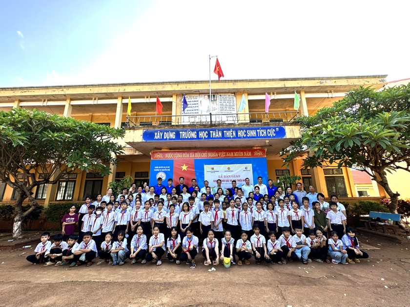 Trường Đại học Luật Hà Nội tăng cường các hoạt động phục vụ cộng đồng tại Đắk Lắk