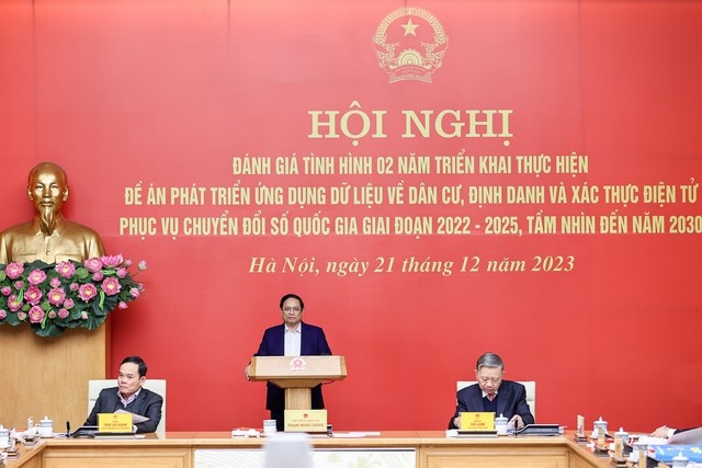 Thủ tướng Phạm Minh Chính chủ trì Hội nghị trực tuyến toàn quốc đánh giá tình hình 2 năm triển khai thực hiện Đề án 06 (ảnh: VGP/Nhật Bắc).