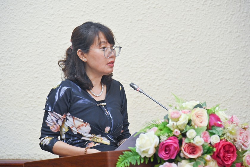 Bà Phan Thị Hồng Hà, Vụ trưởng Vụ Tổ chức cán bộ phát biểu tại Hội nghị.