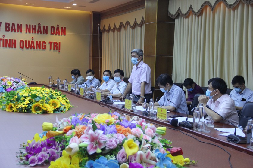 Làm việc với tỉnh Quảng Trị, trưa 12/8, các chuyên gia trong Đoàn công tác của Bộ Y tế đã đưa ra nhiều phương án thiết thực về phòng chống dịch Covid-19.