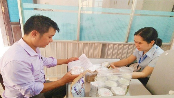 Các sản phẩm của Minh Chay bị thu hồi đang được niêm phong và bảo quản tại Chi cục Quản lý chất lượng nông lâm sản và thủy sản Quảng Trị để chờ xử lý.