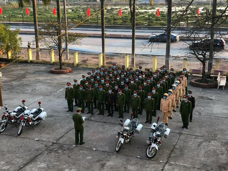 Chiều 30 Tết Trưởng Công an huyện Lạng Giang trực tiếp chỉ đạo, huy dộng toàn lực lượng Công an huyện, xã tuần tra, đảm bảo an ninh trật tự trên địa bàn.