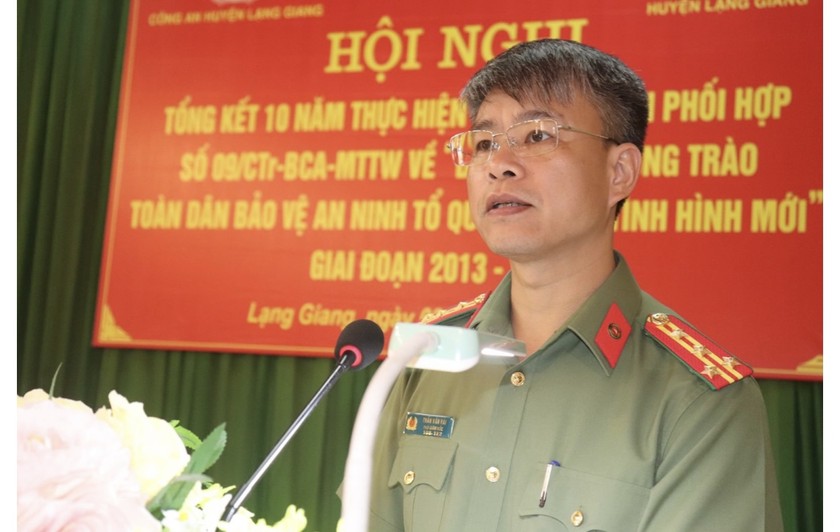 Đại tá Thân Văn Hải - Phó giám đốc Công an tỉnh phát biểu tại Hội nghị.
