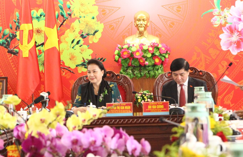 Chủ tịch Quốc hội Nguyễn Thị Kim Ngân tại buổi làm việc với BTV Tỉnh ủy Đắk Lắk. Ảnh Bá Nghĩa