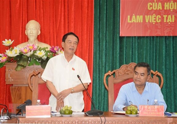Thượng tướng Võ Trọng Việt trong buổi làm việc với Ủy ban Bầu cử tỉnh Đắk Lắk. Ảnh: TTXVN