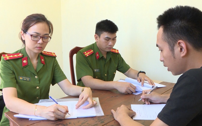 Công an TP Thái Bình bắt quả tang đối tượng Nguyễn Cao Cường (SN 1979, trú xã Đông Sơn, huyện Đông Hưng) có hành vi tàng trữ trái phép chất ma túy.