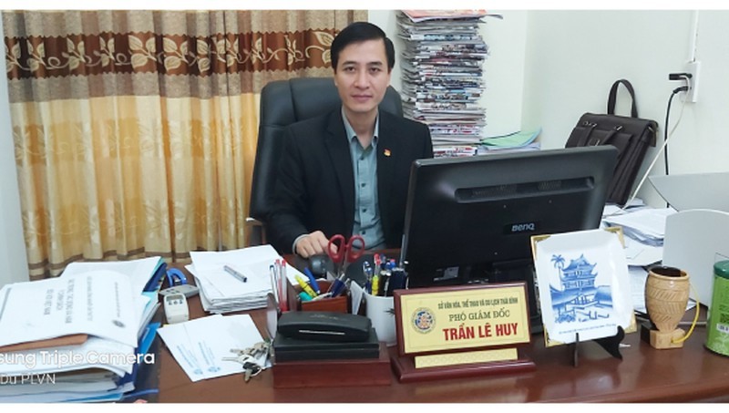 Ông Trần Lê Huy, Phó Giám đốc Sở Văn hóa, Thể thao & Du lịch được luân chuyển đến giữ chức vụ Phó Bí thư thường trực Thành ủy Thái Bình, nhiệm kỳ 2020-2025. Ảnh: Trung Du.