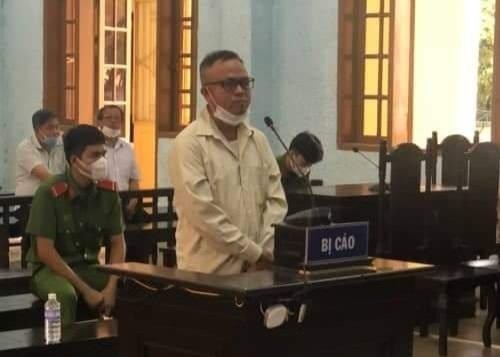 Gia Lai: Trưởng Ban quản lý rừng phòng hộ Bắc Biển Hồ lãnh 8 năm tù về tội "tham ô tài sản"