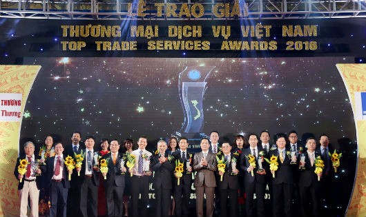 Chubb Life Việt Nam đoạt danh hiệu  “Doanh nghiệp Thương mại Dịch vụ Tiêu biểu”