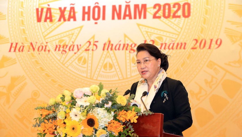 Chủ tịch Quốc hội Nguyễn Thị Kim Ngân phát biểu chỉ đạo Hội nghị tại Hà Nội 