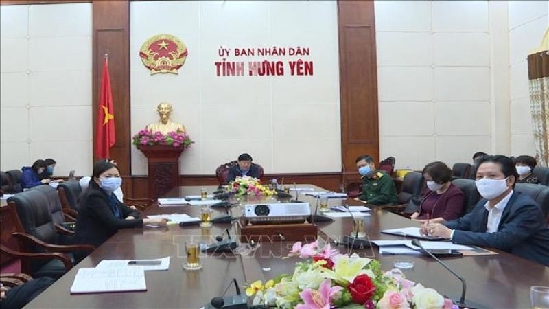 Thứ trưởng Bộ Y tế kiểm tra công tác phòng chống dịch COVID-19 tại Hưng Yên