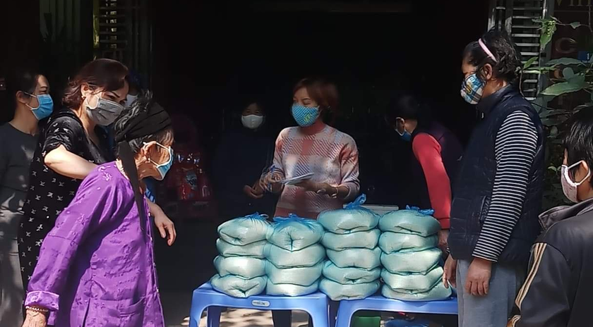 Sơn Động (Bắc Giang): Phát gạo miễn phí lan tỏa yêu thương trong đại dịch Covid-19