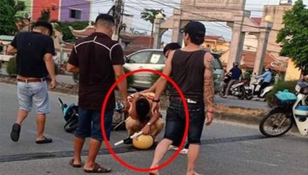 Một Cảnh sát giao thông bị thương khi làm nhiệm vụ ở Nam Định