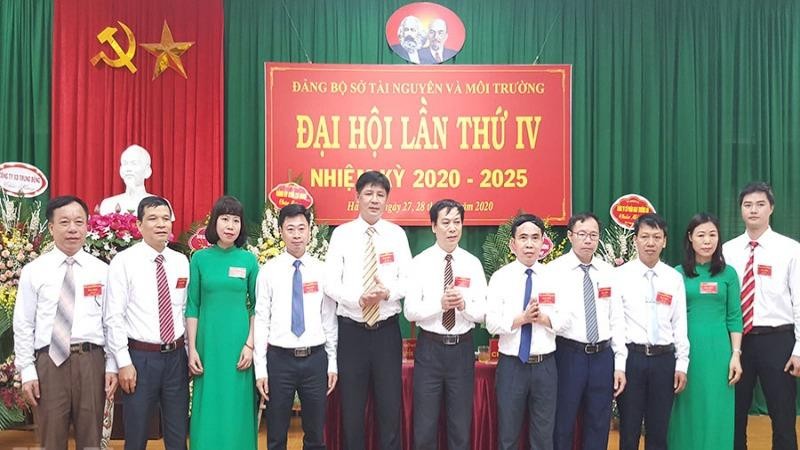 Ban chấp hành khóa IV, nhiệm kỳ 2020-2025 của Đảng bộ Sở Tài nguyên và Môi trường tình Hà Nam.