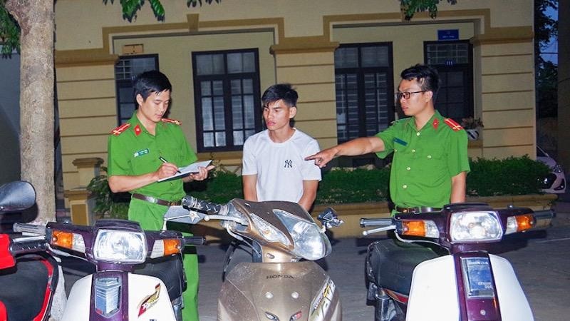 Hà Nam: Bắt giữ đối tượng trộm cắp 04 xe máy trên địa bàn tỉnh