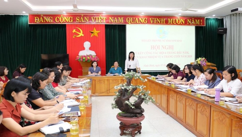 Hội nghị sơ kết công tác 6 tháng đầu năm, triển khai nhiệm vụ trọng tâm 6 tháng cuối năm của Hội LHPN tỉnh Ninh Bình.