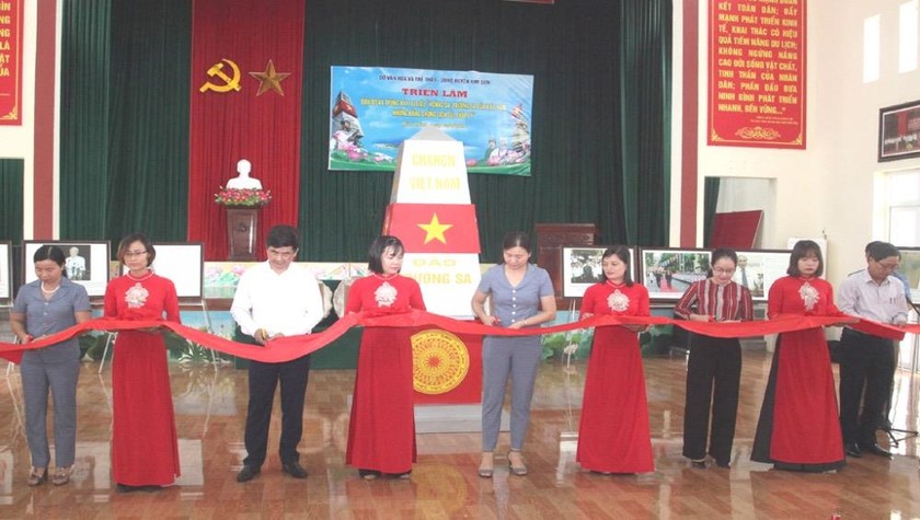 Khai mạc triển lãm bản đồ và trưng bày tư liệu về Hoàng Sa, Trường Sa của Việt Nam