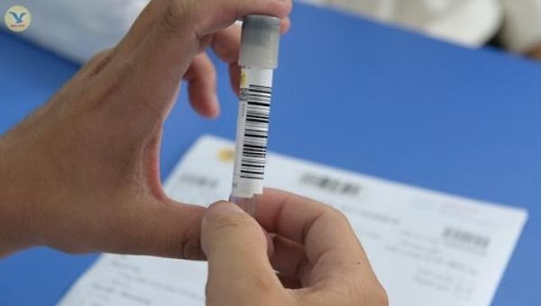 8 trường hợp F1 liên quan đến bệnh nhân 714 ở Nam Định có kết quả xét nghiệm âm tính