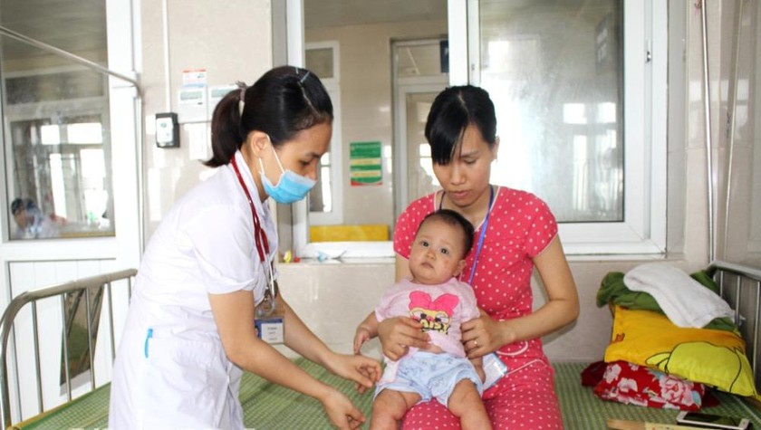Ghi nhận gần 300 ca bệnh tay chân miệng trong 8 tháng đầu năm 2020 ở Ninh Bình