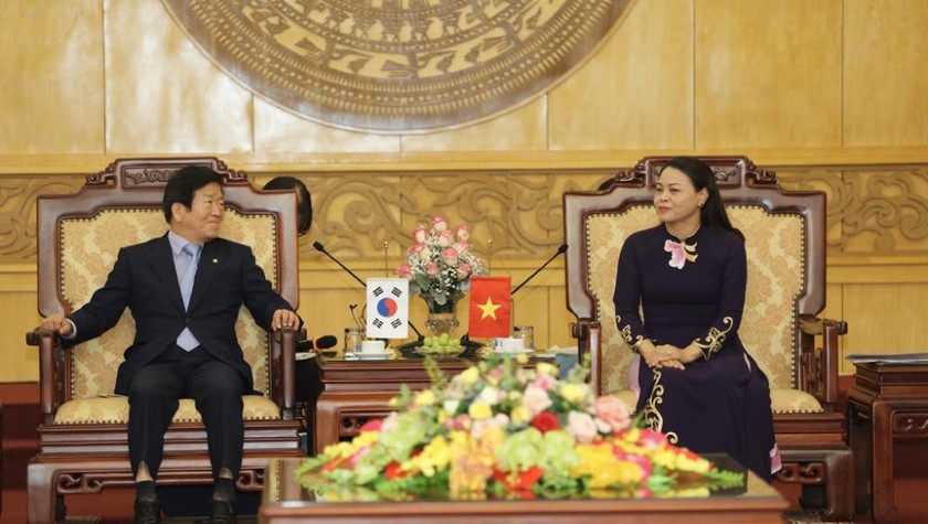 Đoàn đại biểu cấp cao Quốc hội Hàn Quốc thăm và làm việc tại Ninh Bình