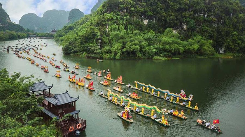 Ninh Bình có nhiều lễ hội xuân thu hút đông đảo du khách