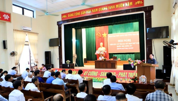 Phó Chủ tịch Quốc hội Nguyễn Khắc Định tiếp xúc cử tri Thái Bình
