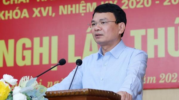 Bí thư Tỉnh ủy Lào Cai Đặng Xuân Phong phát biểu kết luận Hội nghị. ảnh:baolaocai
