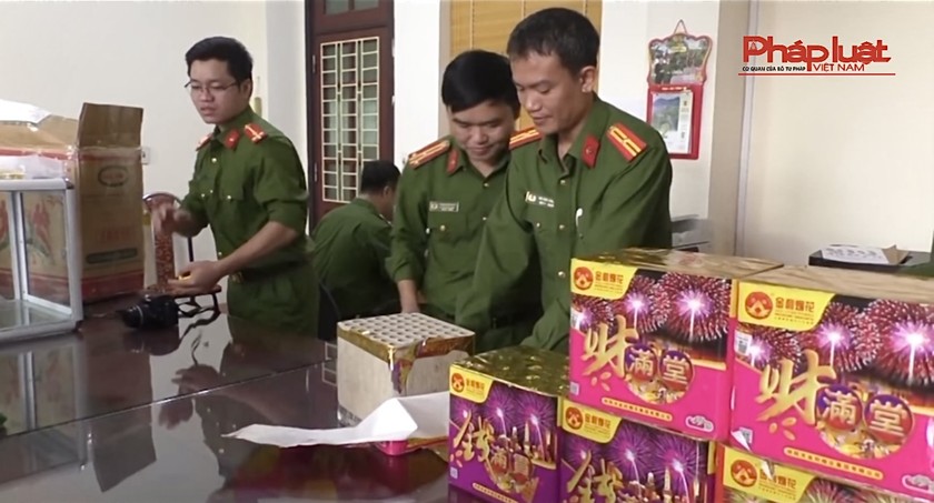 Công an huyện Bảo Thắng thu giữ gần 30kg pháo hoa nổ
