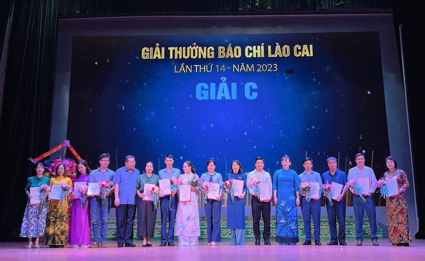 Phóng viên Nguyễn Hải – Báo Pháp luật Việt Nam (Văn phòng đại diện tỉnh Lào Cai) đã xuất sắc giành giải C, Giải báo chí tỉnh Lào Cai năm 2023.
