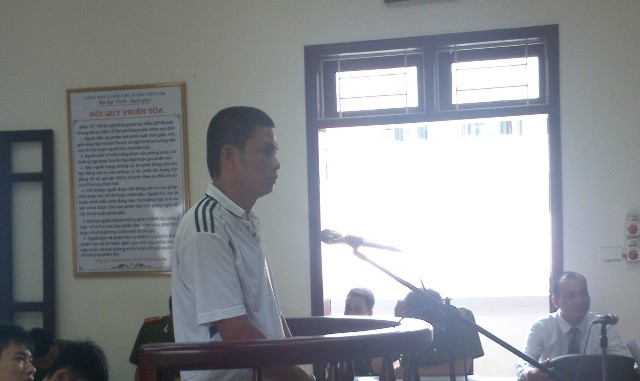 Yêu râu xanh Ninh Văn Tiến tại phiên tòa