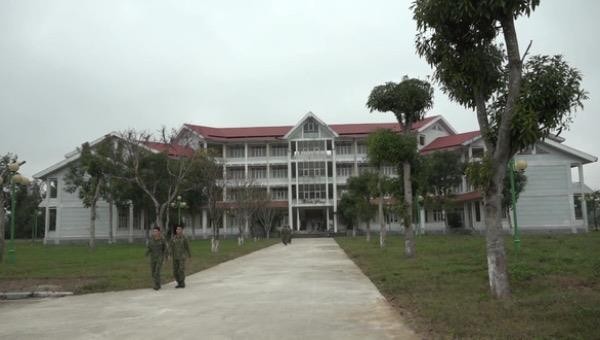 Trung tâm giáo dục quốc phòng thuộc Trường ĐH Hồng Đức (Thanh Hóa) 