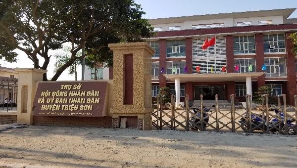 Trụ sở HĐND, UBND huyện Triệu Sơn.