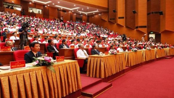 Các đại biểu tham dự Đại hội Đảng bộ thành phố Thanh Hoá.