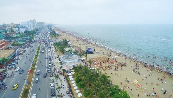 Lượng khách du lịch đến Thanh Hoá trong dịp lễ 30/4 - 1/5 năm nay giảm 22% so với dự kiến.