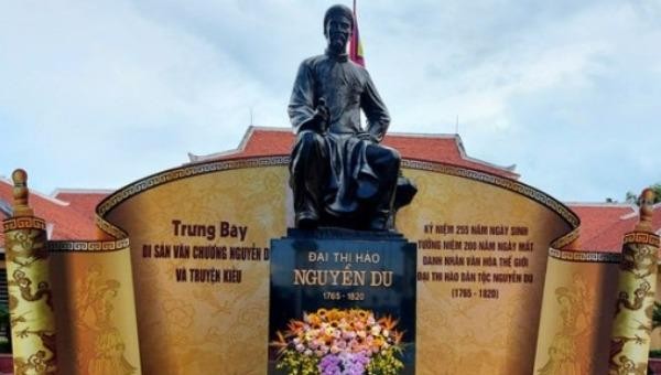 Kỷ niệm 255 năm ngày sinh, tưởng niệm 200 năm ngày mất Đại thi hào Nguyễn Du