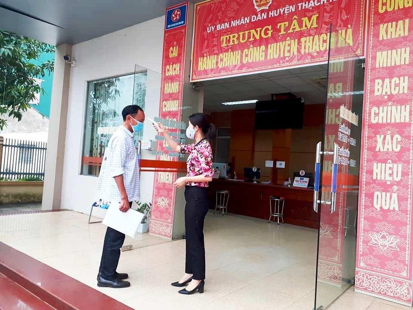 Từ ngày 14/6, Hà Tĩnh tạm dừng hoạt động thủ tục hành chính trực tiếp tại bộ phận một cửa các cấp để phòng dịch.