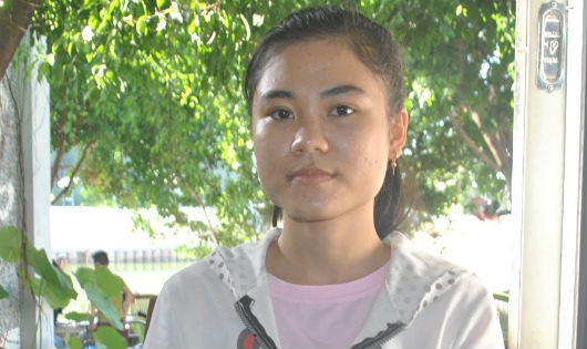 Cô học trò nghèo học giỏi Dương Thị Mỹ Nhung.