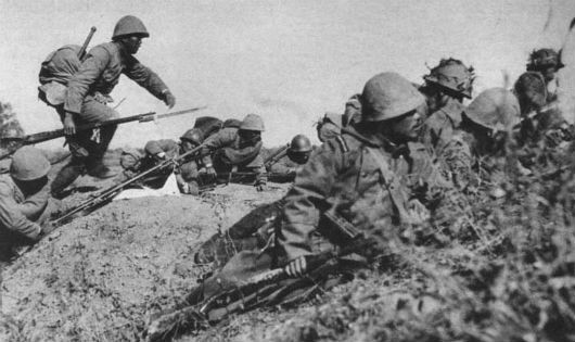  Lính Nhật trong một trận chiến đấu tại Chiến tranh thế giới thứ hai.