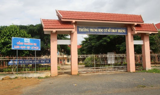 Trường THCS Dray Bhăng