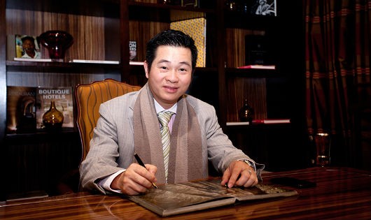 Ông Trần Hoàn Sinh, Giám đốc Công ty Cổ phần Mỹ phẩm Salonzo