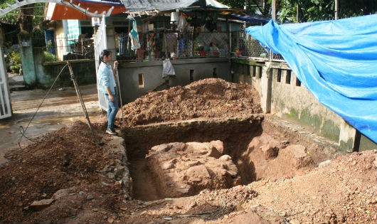 Hố thám sát tại nhà 13/120 Điện Biên Phủ nơi có dấu tích quan trọng của đợt thám sát khảo cổ